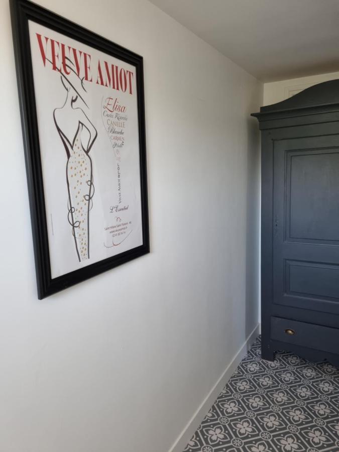 Location Saisonniere Appartement Situe A 索米尔 外观 照片